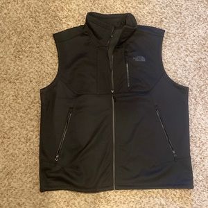 North face Apex Vest XXL- never worn